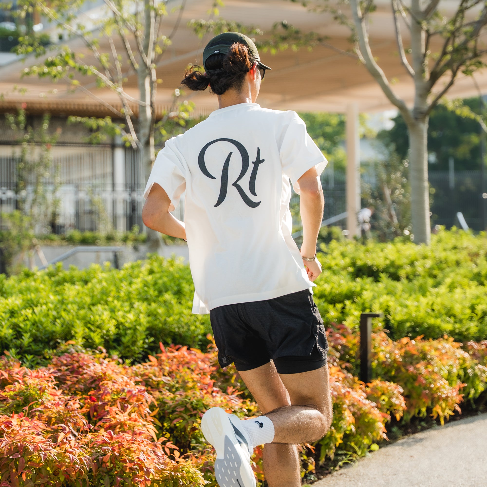 Runtrip × PROGRESS RUNNING CLUB Rt Logo Tee