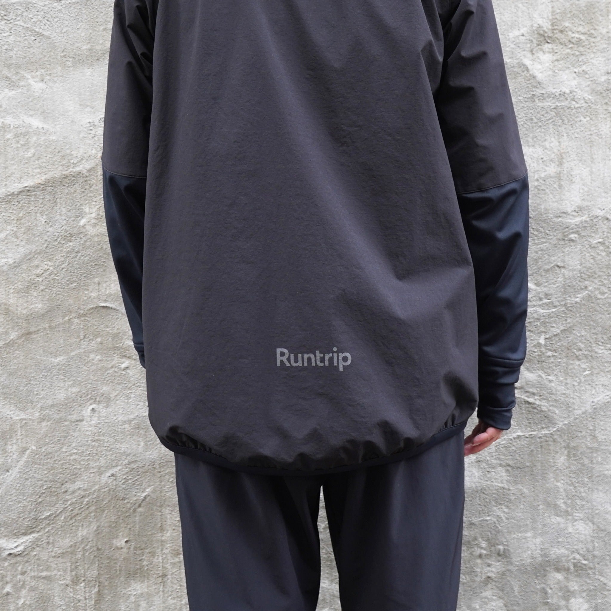 【展示サンプル】THE RUNNING JACKET by Runtrip 3rd model (Black)