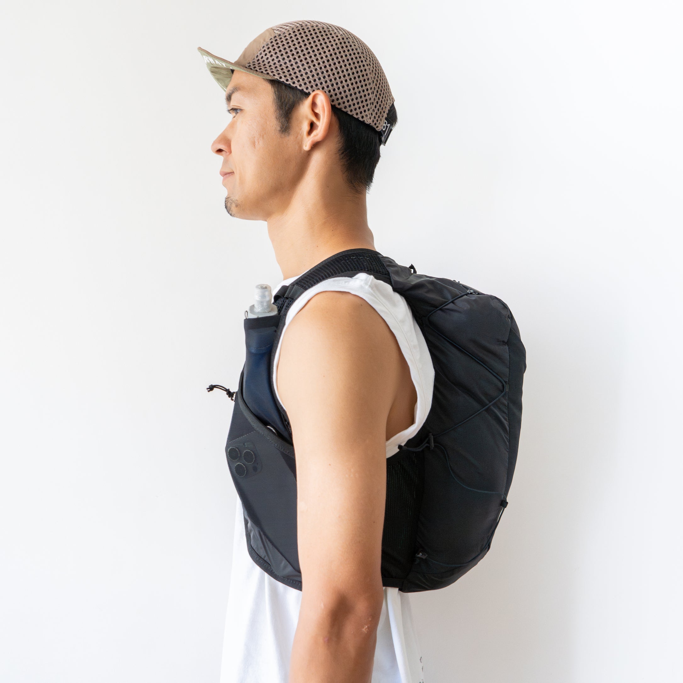 SALOMON ACTIVE SKIN 12 SET ユニセックス ランニングベスト（フラスク付）