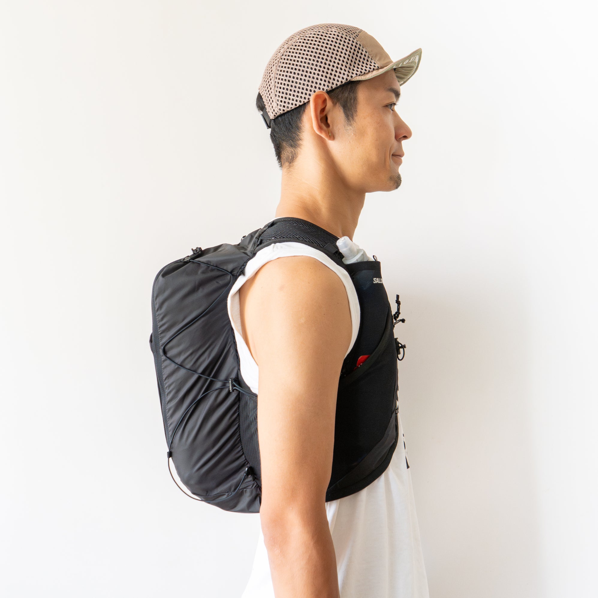 SALOMON ACTIVE SKIN 12 SET ユニセックス ランニングベスト（フラスク付）