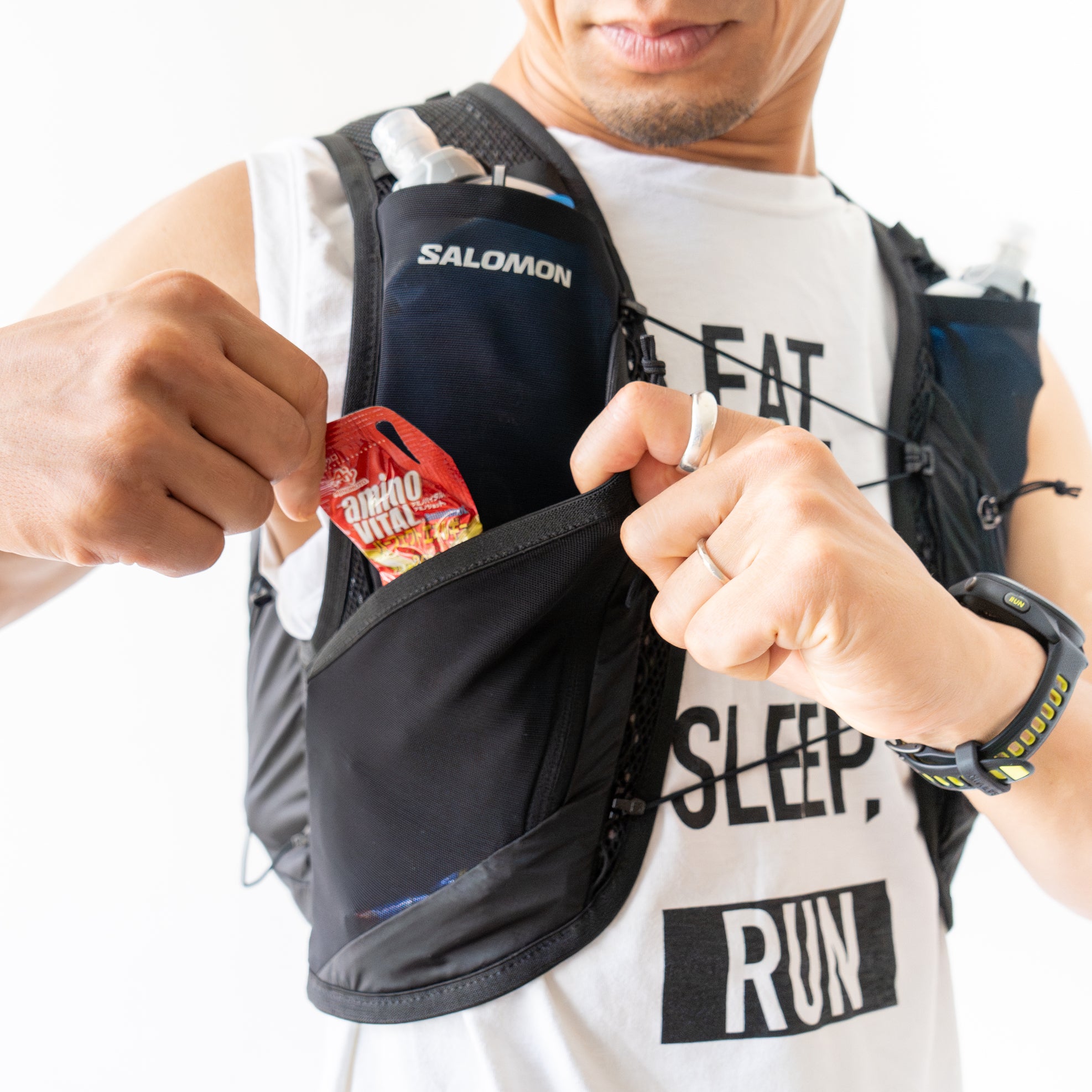 SALOMON ACTIVE SKIN 12 SET ユニセックス ランニングベスト（フラスク