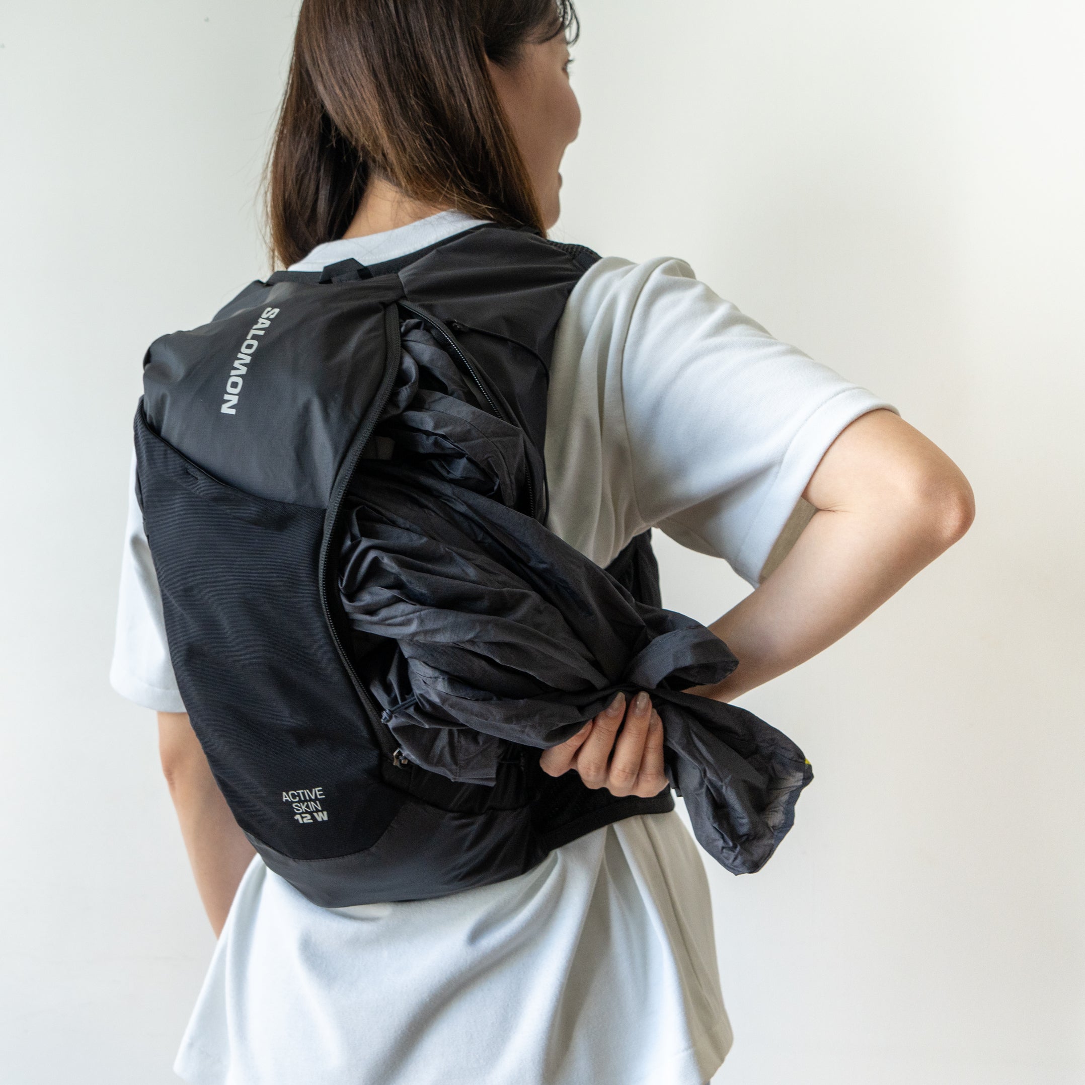 SALOMON ACTIVE SKIN 12 WOMEN SET ウィメンズ ランニングベスト（フラスク付）