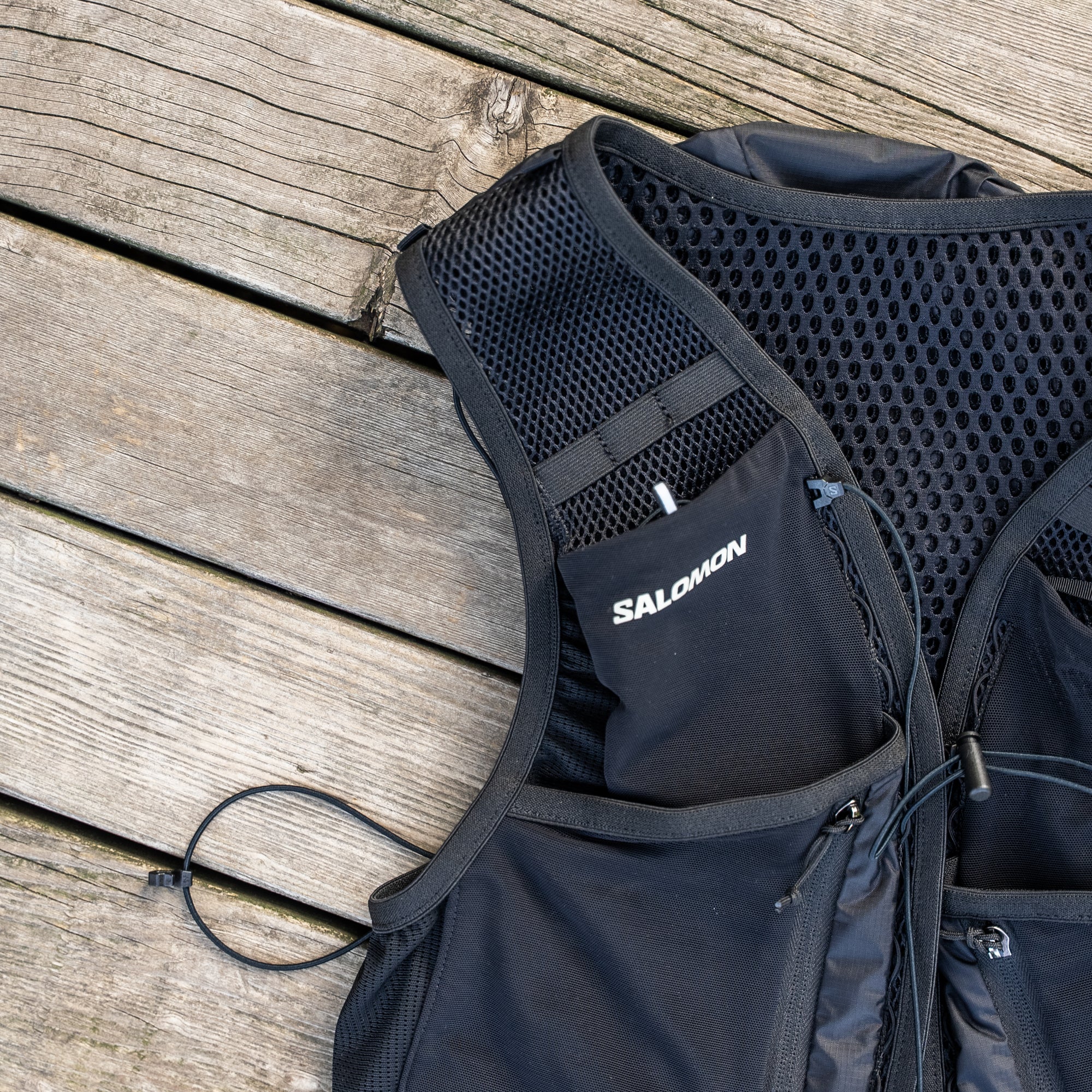 SALOMON ACTIVE SKIN 12 WOMEN SET ウィメンズ ランニングベスト（フラスク付）