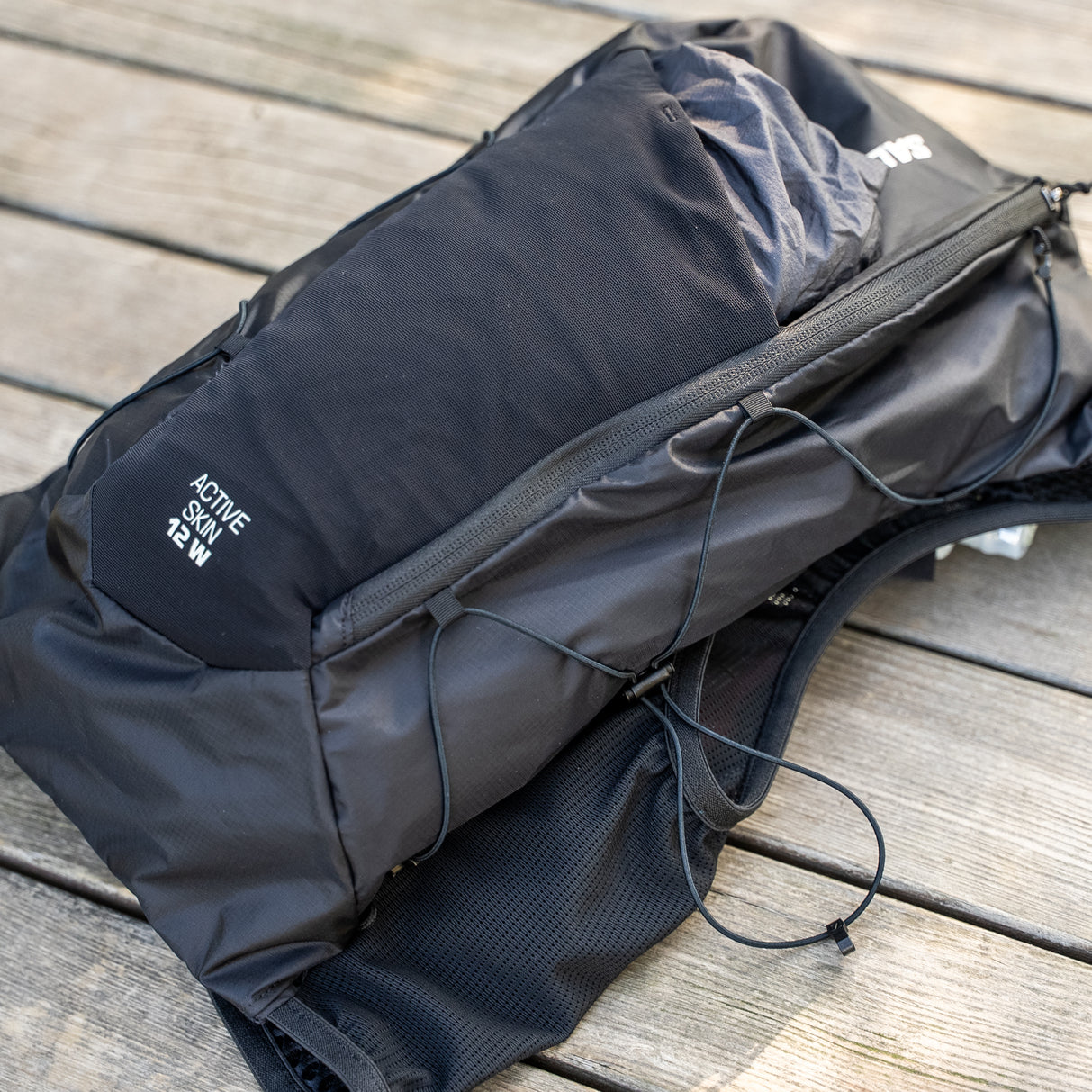 SALOMON ACTIVE SKIN 12 WOMEN SET ウィメンズ ランニングベスト（フラスク付）