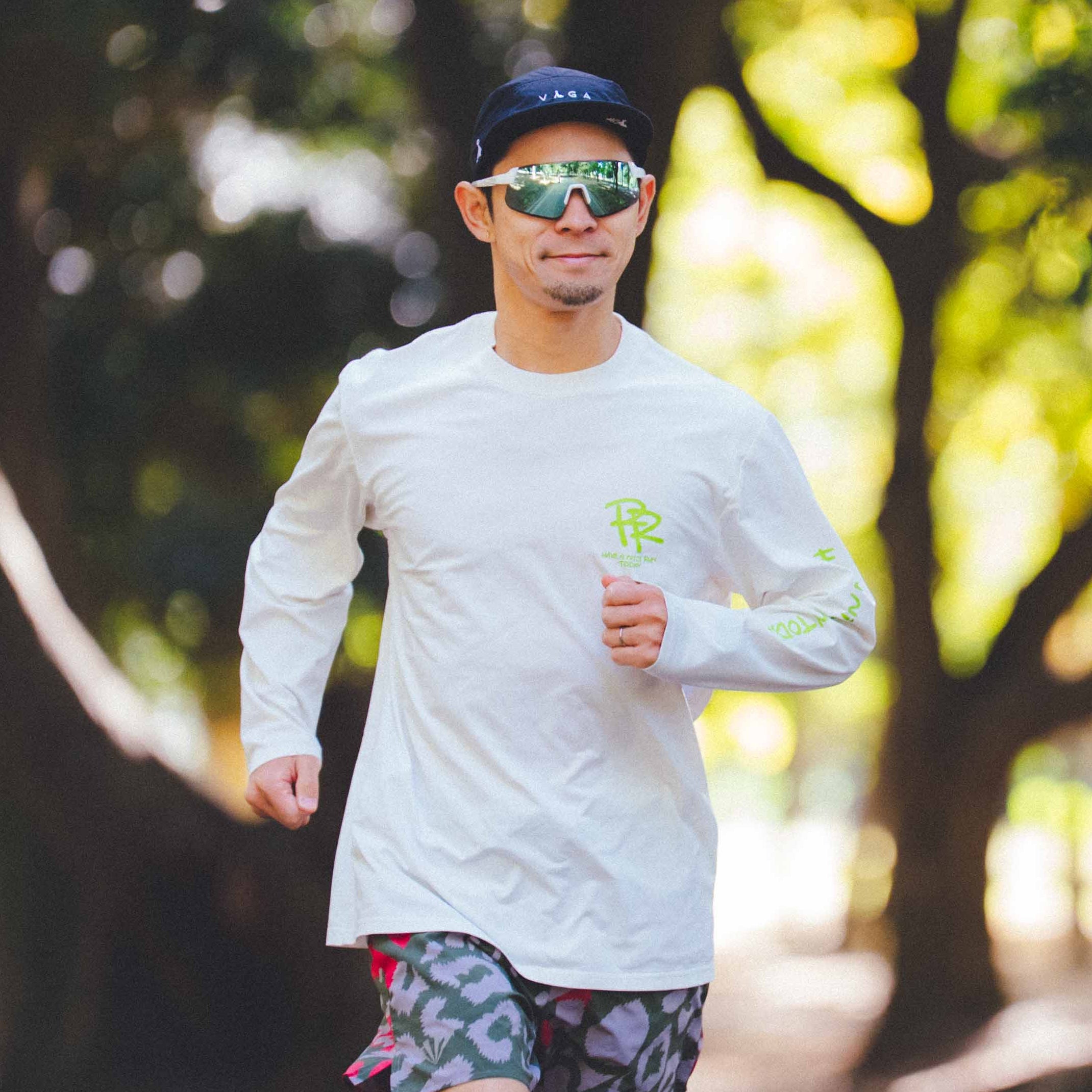 ALTALIST HAYATE R2 (Glossy White Temple / Blue Mirror VIV20 Lens)