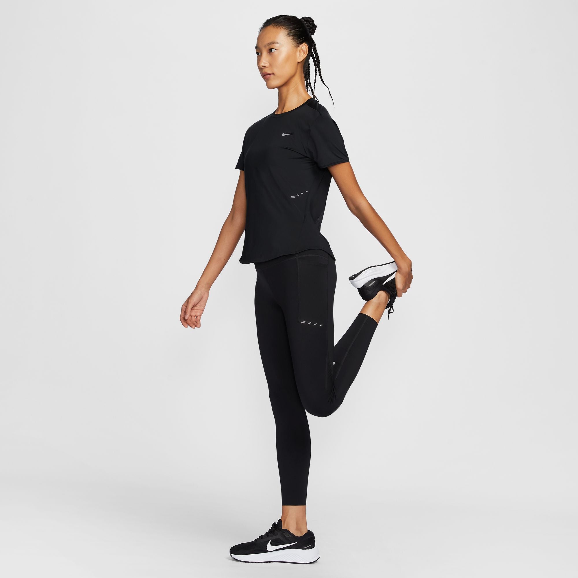 NIKE SWIFT ランニングタイツ レディース ブラック NIKE DF SWIFT HR 7/8 タイツ(Women's) – Runtrip Store