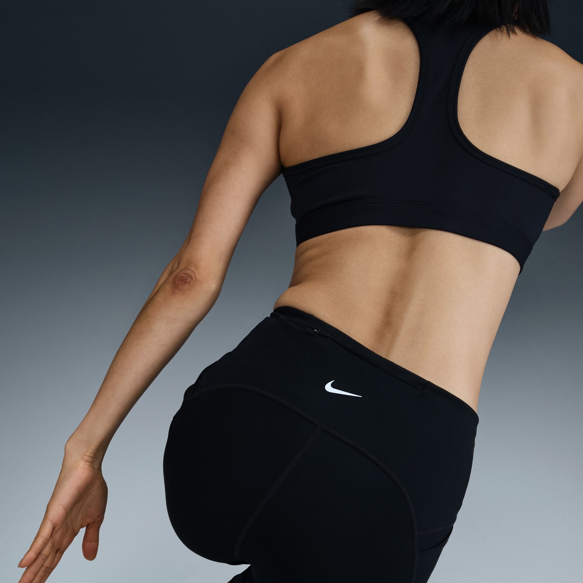 NIKE DF SWIFT HR 4IN ショート(Women's)