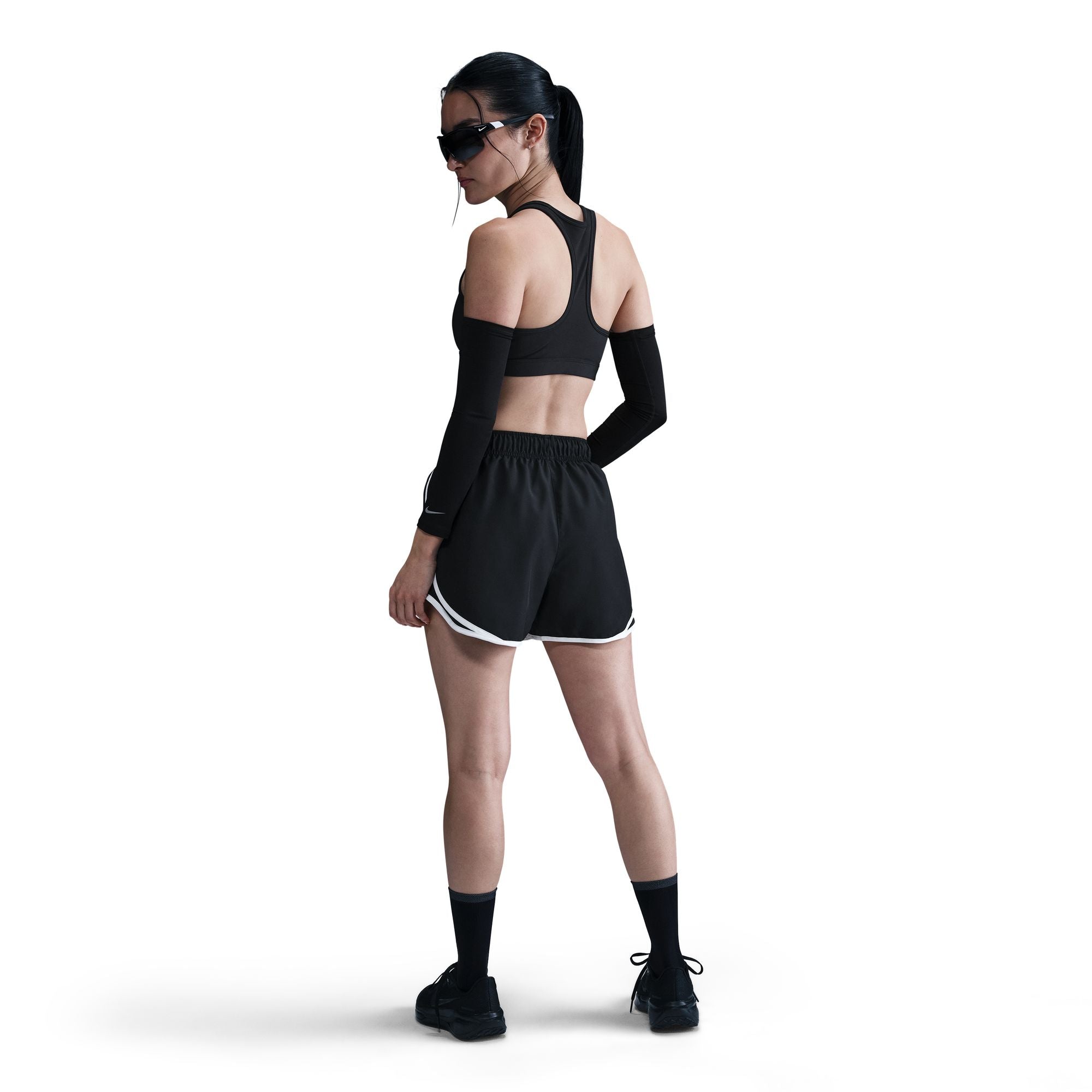 NIKE TEMPO DF MR 3 ショート(インナー付き) (Women's)