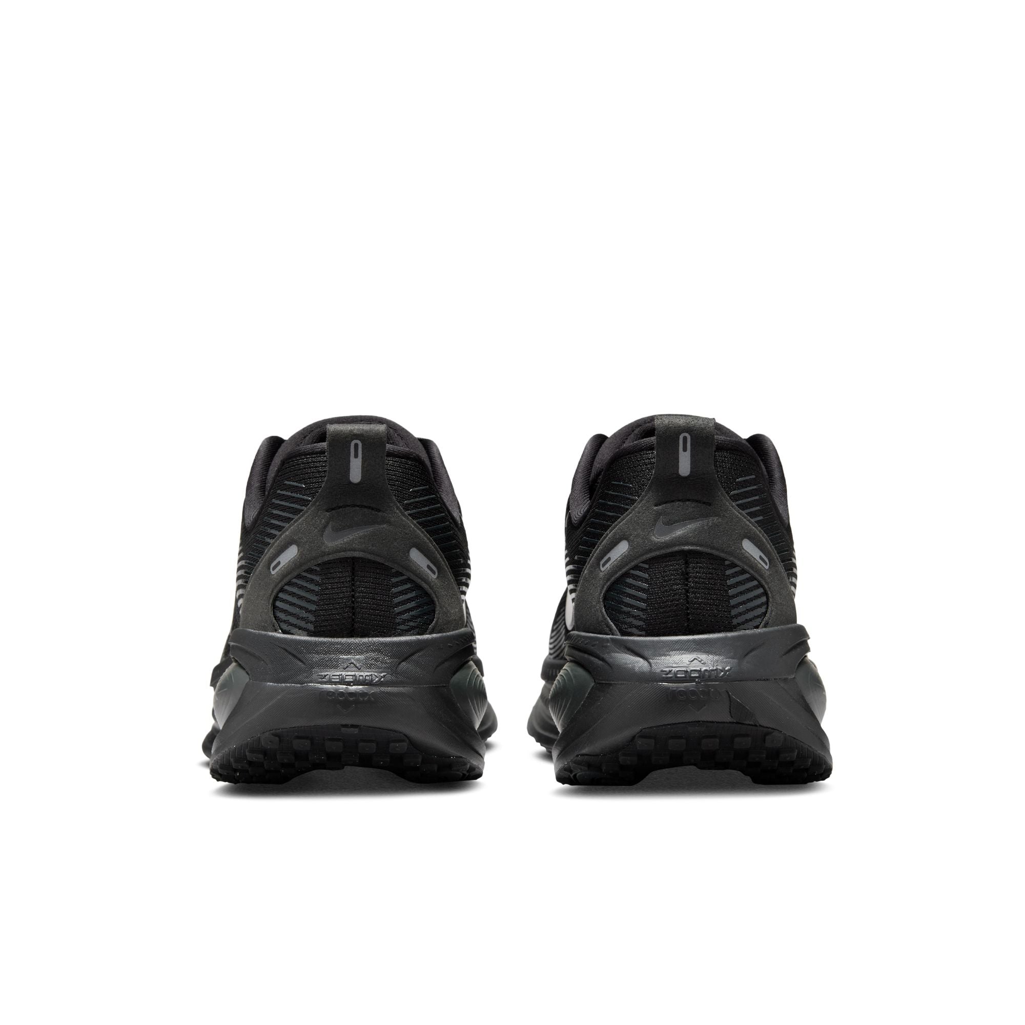 NIKE Vomero 18 (Men's) BLACK/BLACK-DK SMOKE GREY-LT SMOKE GREY