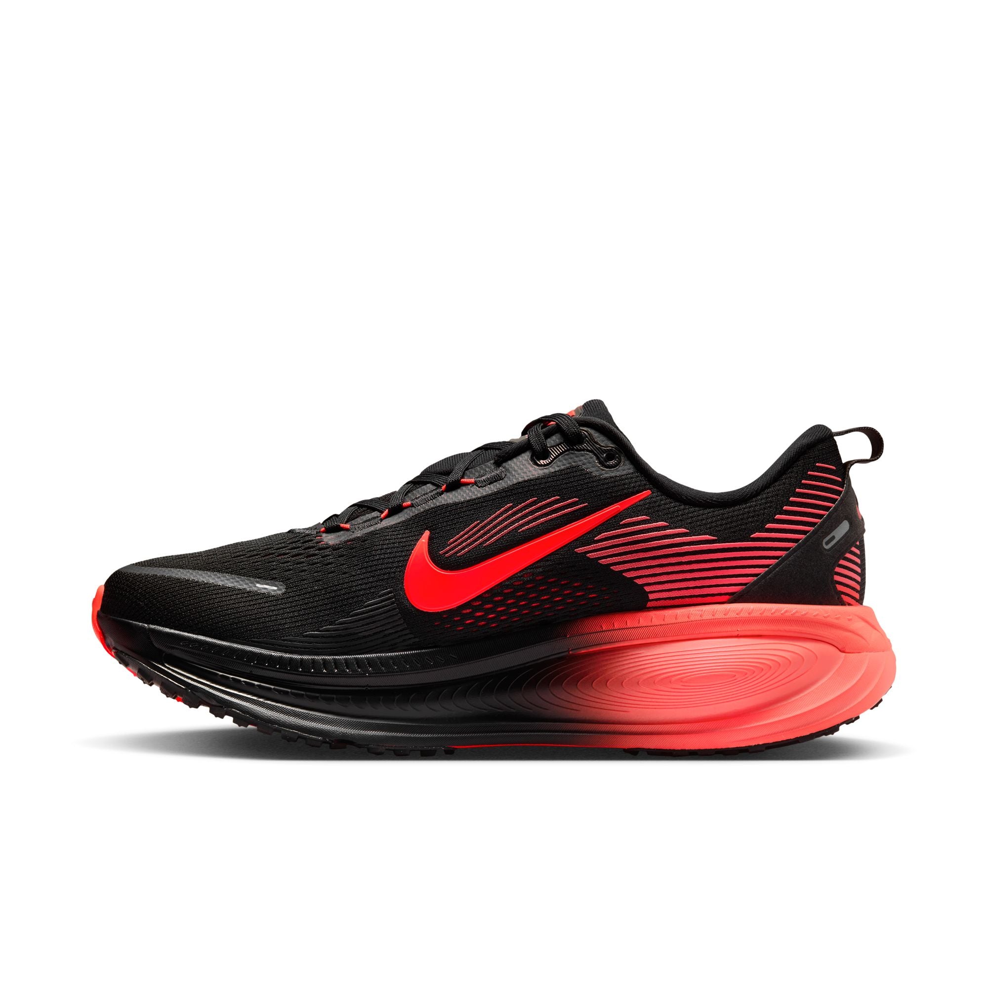 NIKE Vomero 18 (Men's) BLACK/BRT CRIMSON-UNIV RED-ANTHRACITE