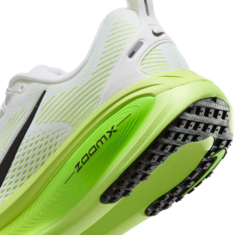 NIKE Vomero 18 (Men's)