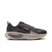 NIKE Vomero 18 (Men's) MEDIUM ASH/BLACK-COLLEGE GREY-PALE IVORY