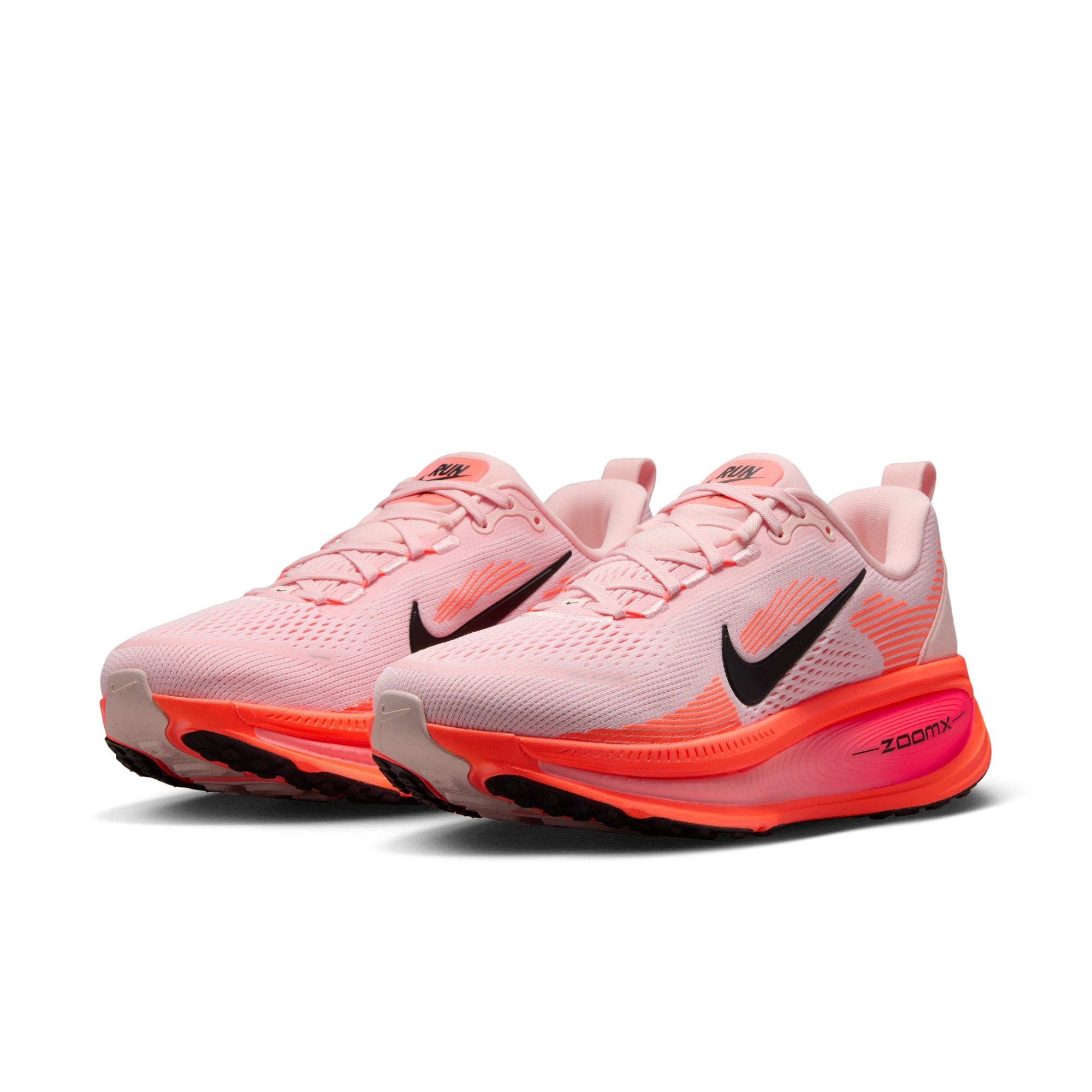 NIKE Vomero 18 (Women's)