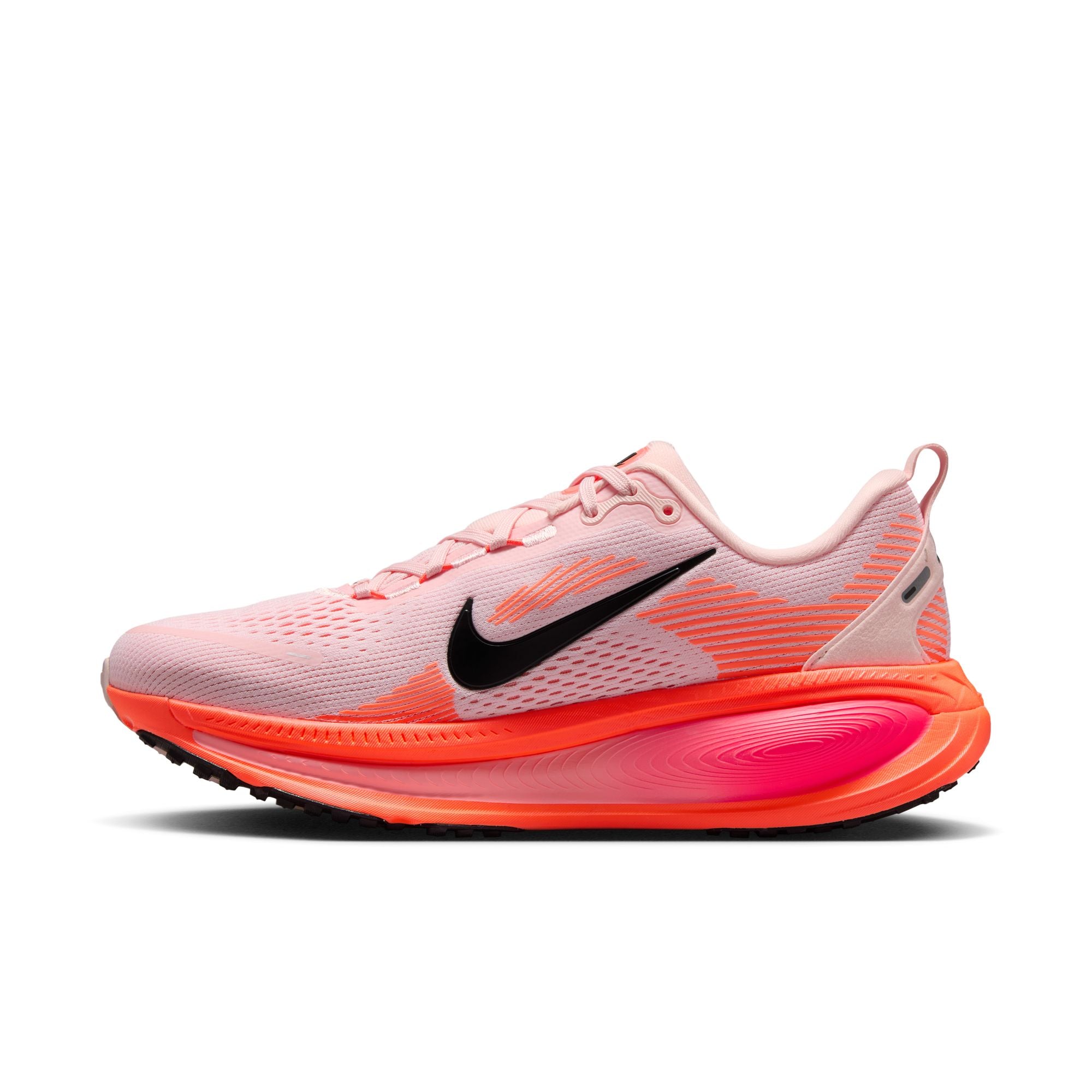 NIKE Vomero 18 (Women's)