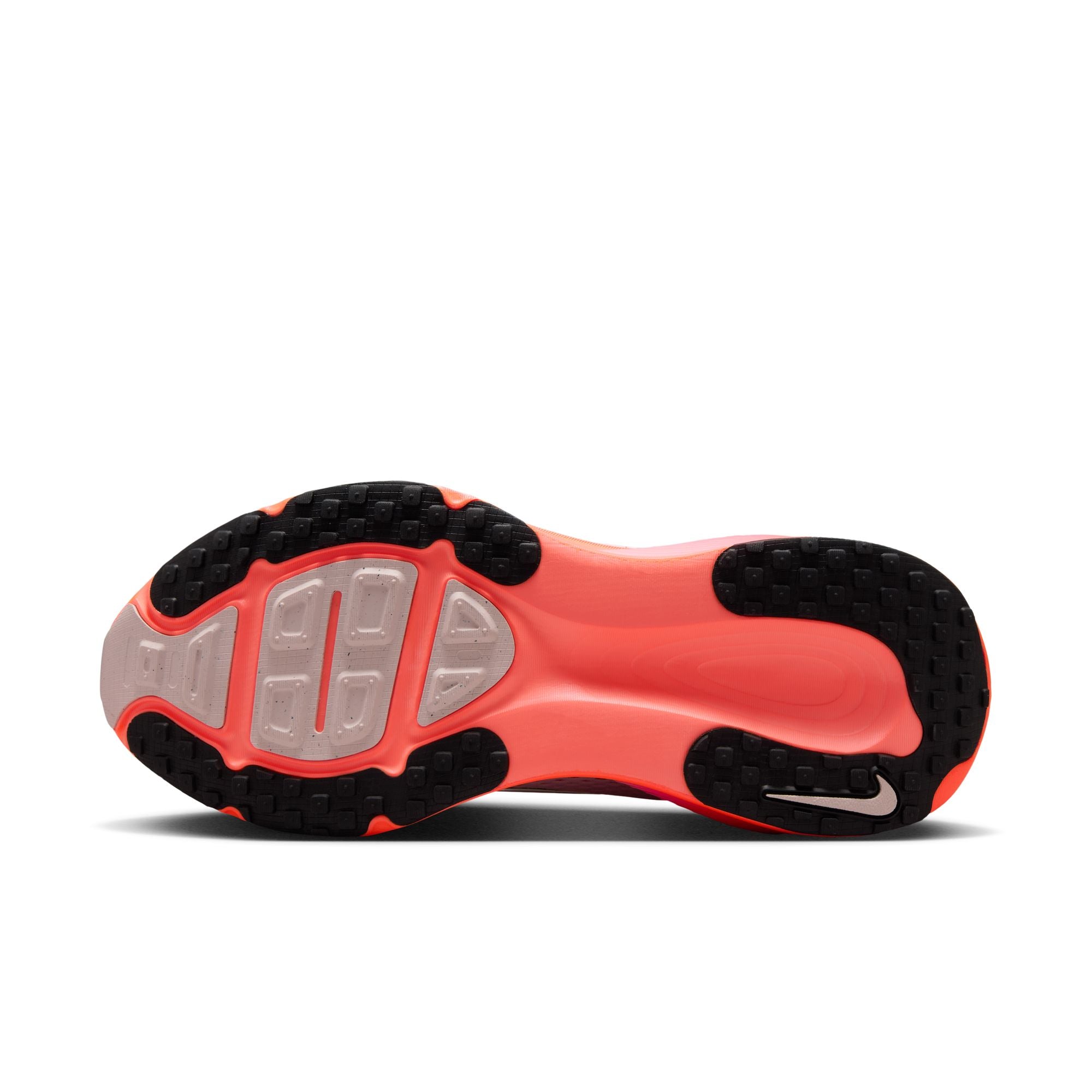 NIKE Vomero 18 (Women's)