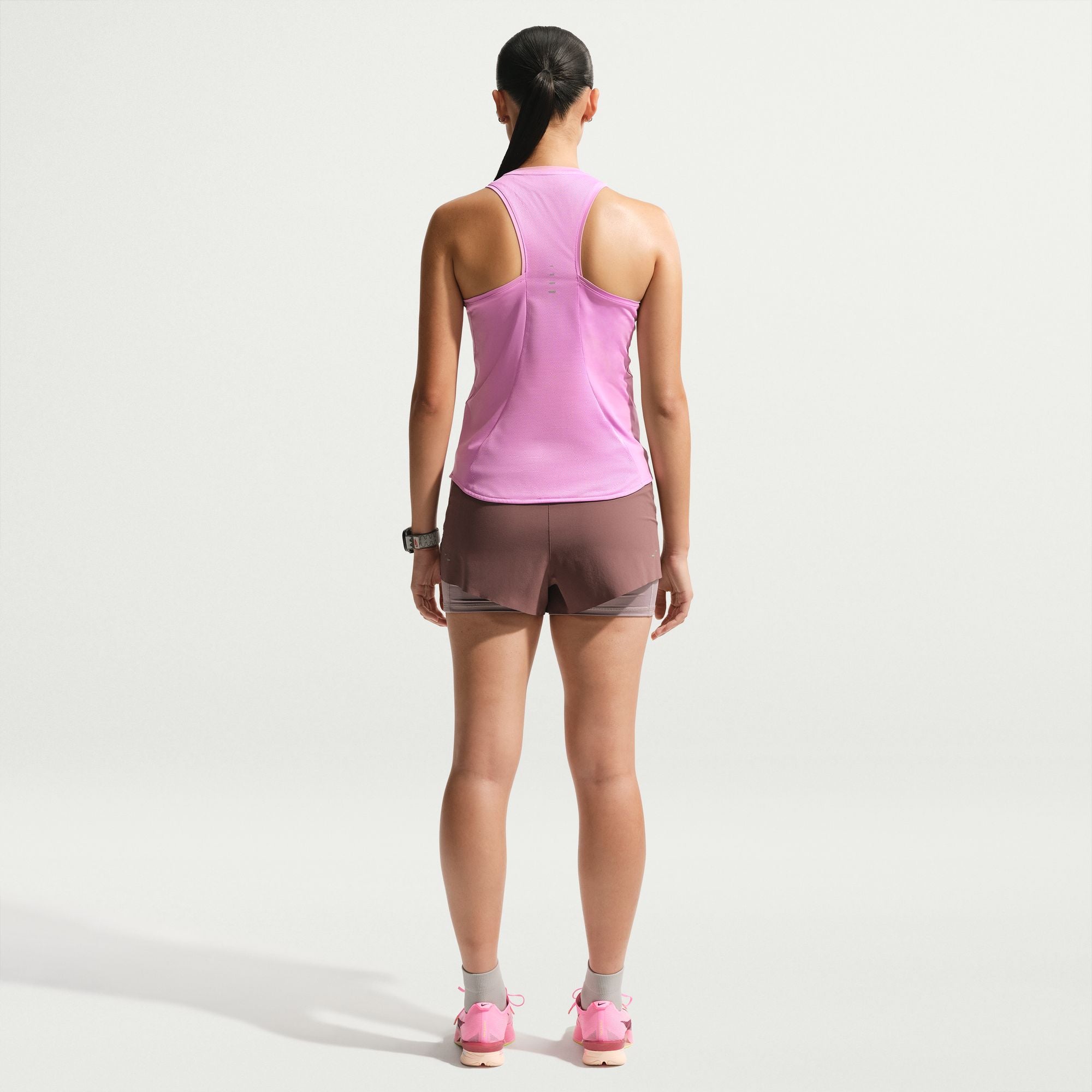 NIKE スウィフト DF タンクトップ (Women's)