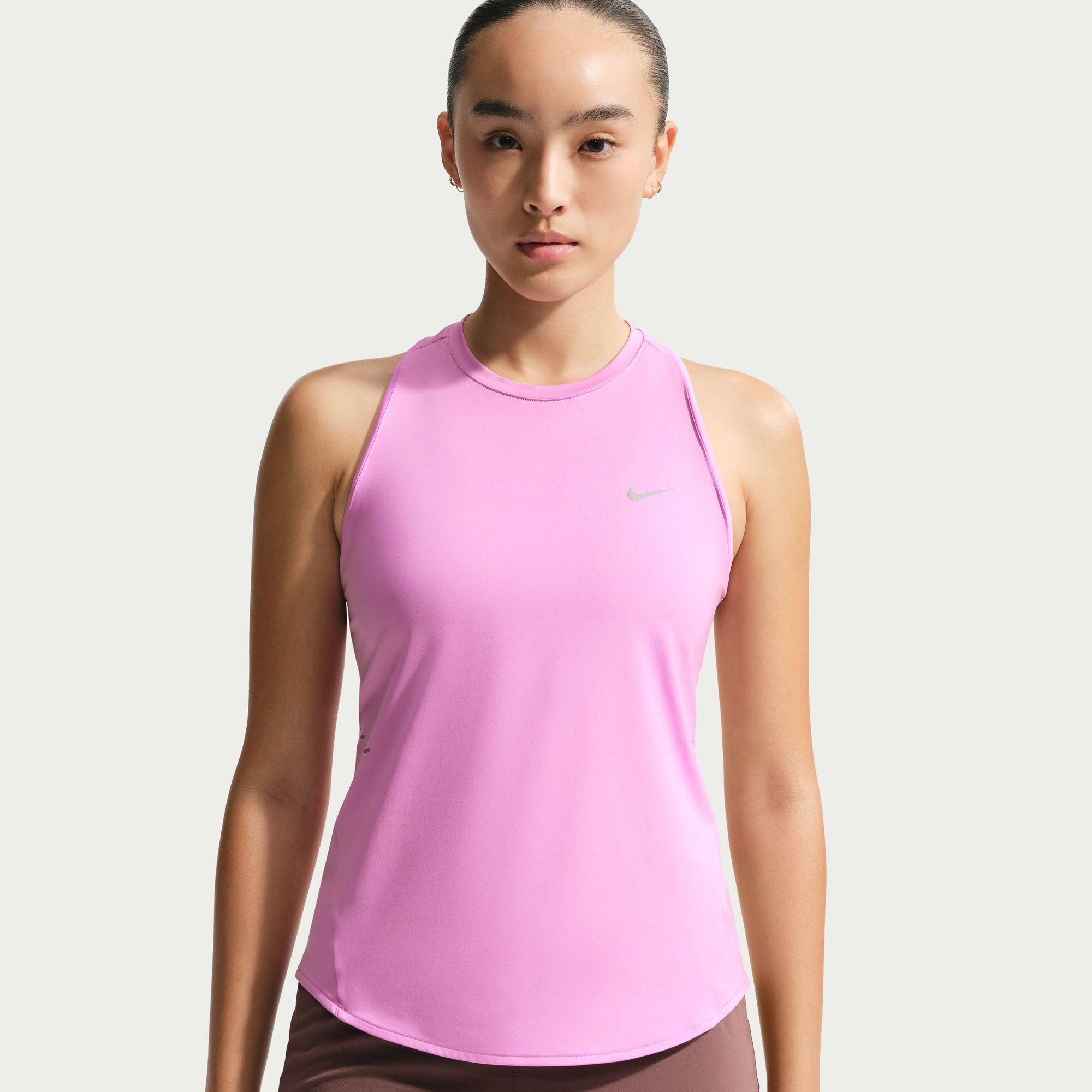 NIKE スウィフト DF タンクトップ (Women's)