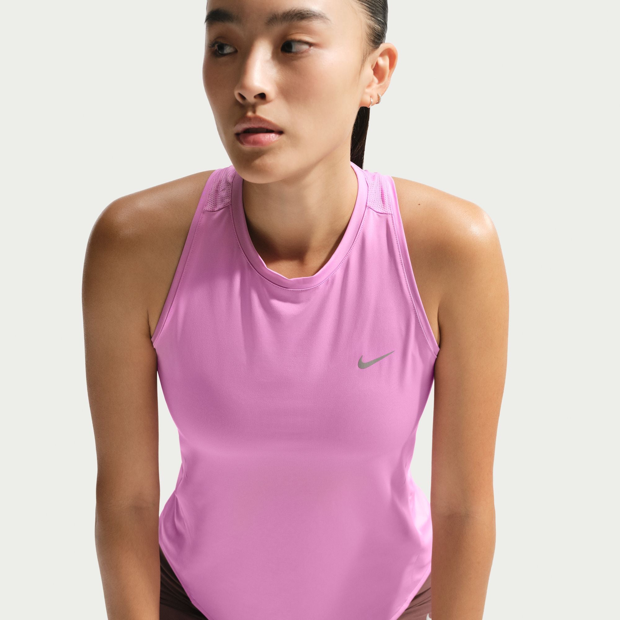 NIKE スウィフト DF タンクトップ (Women's) | Runtrip Store