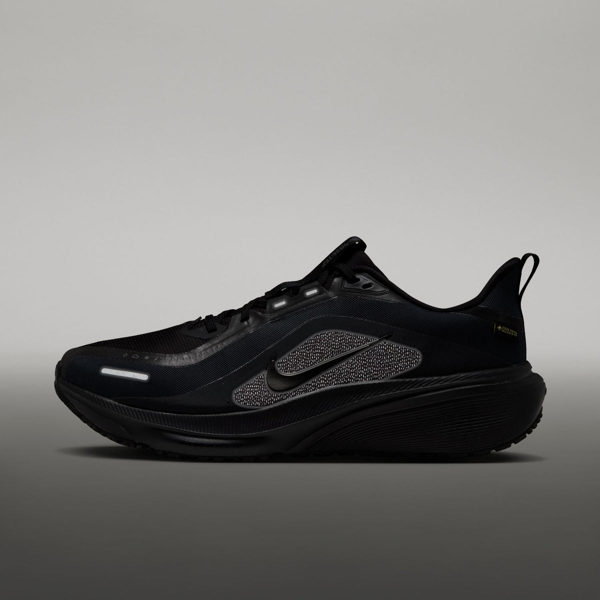 NIKE Pegasus 42 GORE-TEX (Men's) BLACK/BLACK-OFF NOIR-DARK GREY
