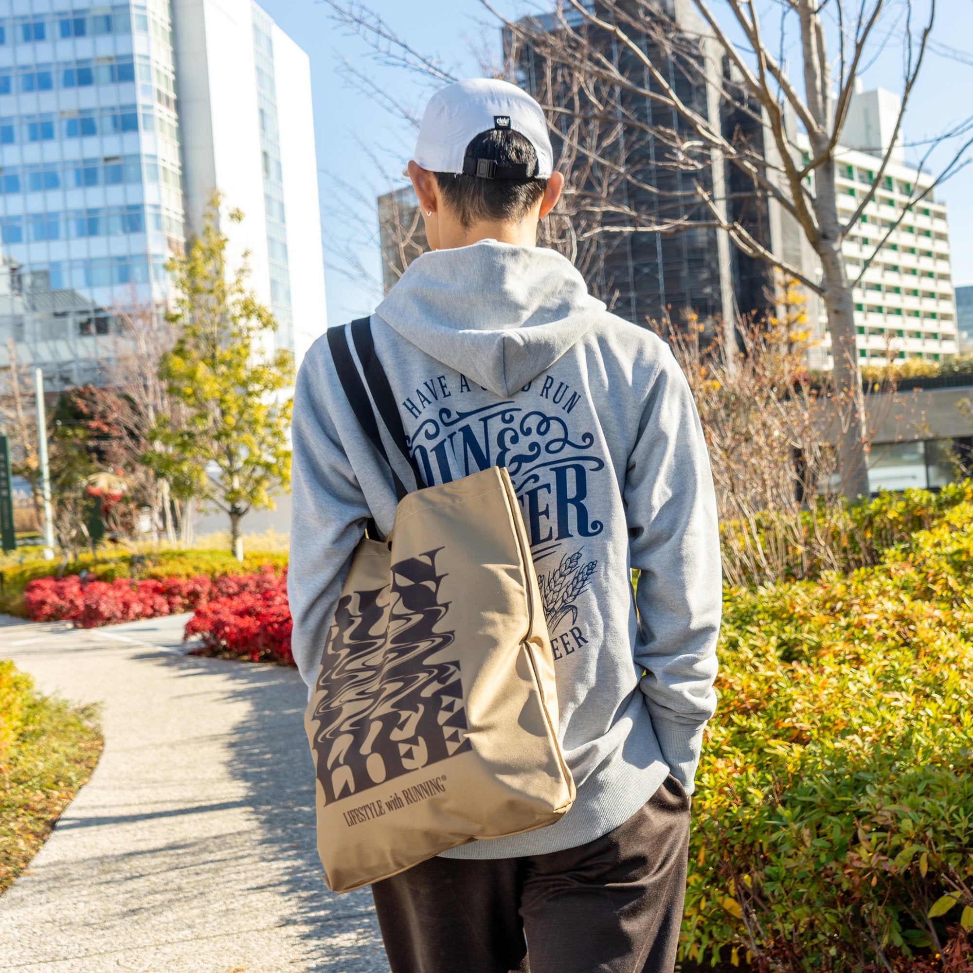 RUNLIFE TOTE BAG