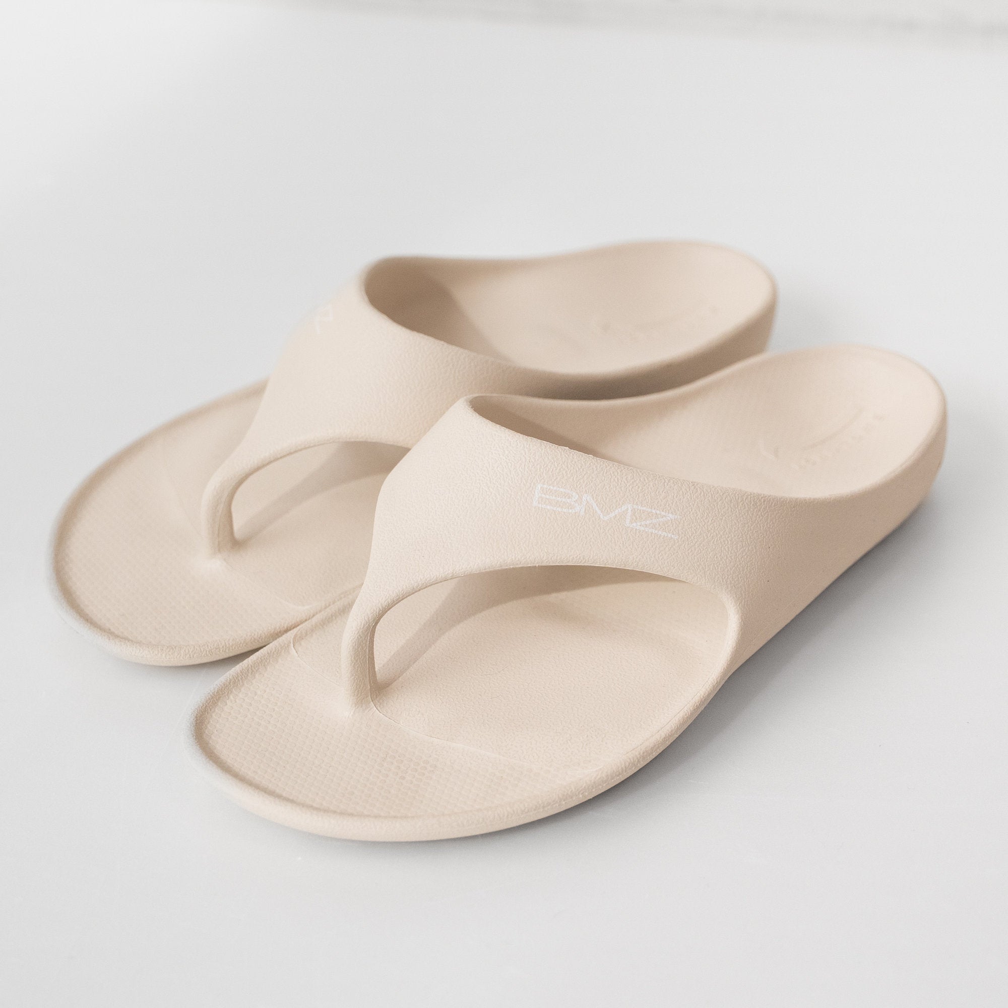 BMZ アシトレサンダルプラス | リカバリーサンダル（鼻緒タイプ）