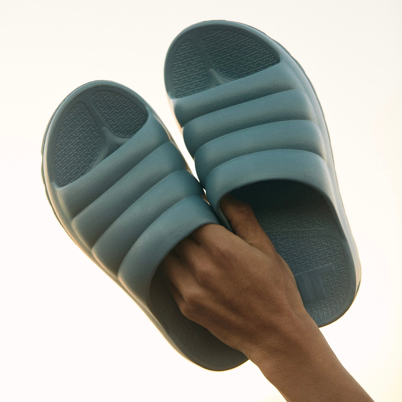 TELICリカバリーサンダル W-CLOUD (Pale Blue)