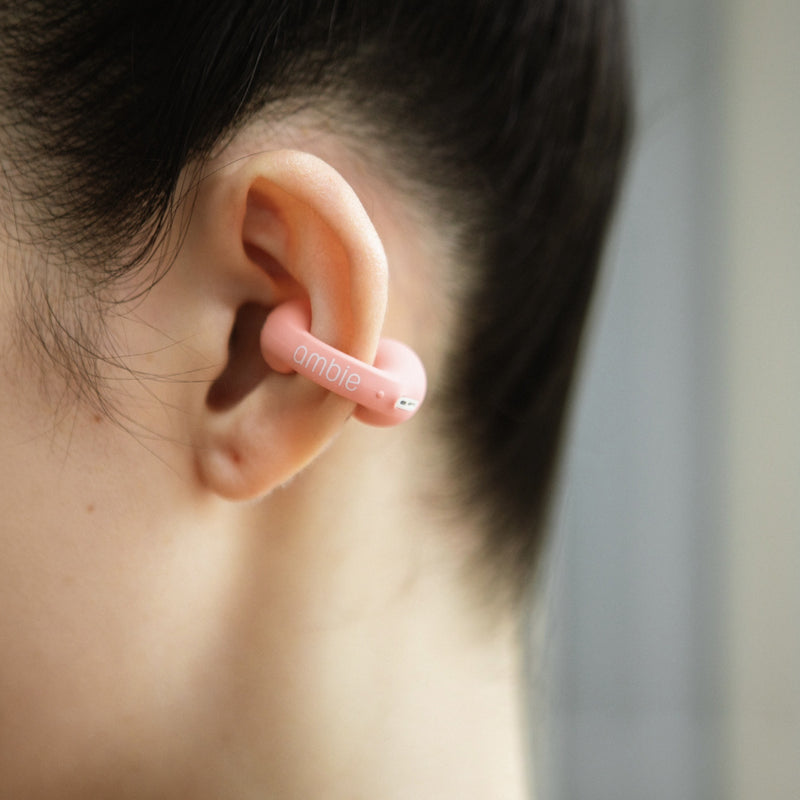 ambie sound earcuffs New Model｜耳をふさがない完全ワイヤレスイヤホン AM-TW02