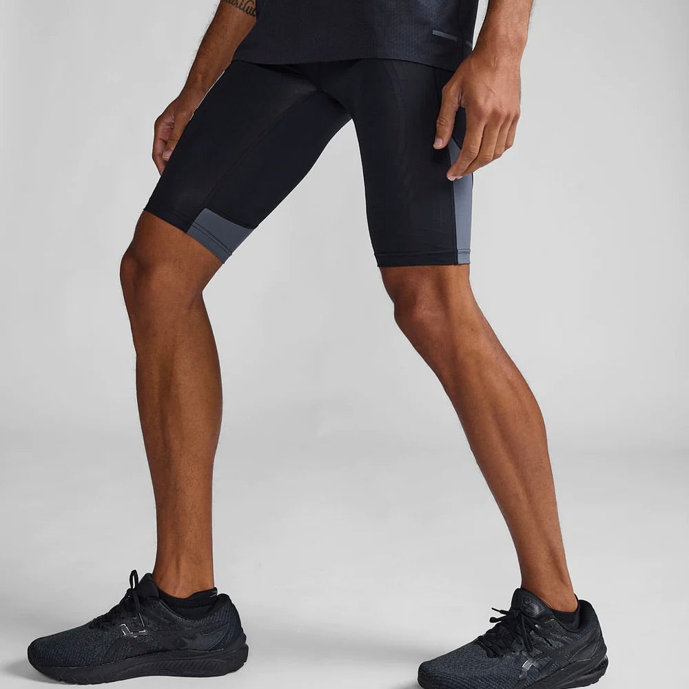 2XU | MCS メンズ ライトスピード リアクト コンプレッションショートタイツ