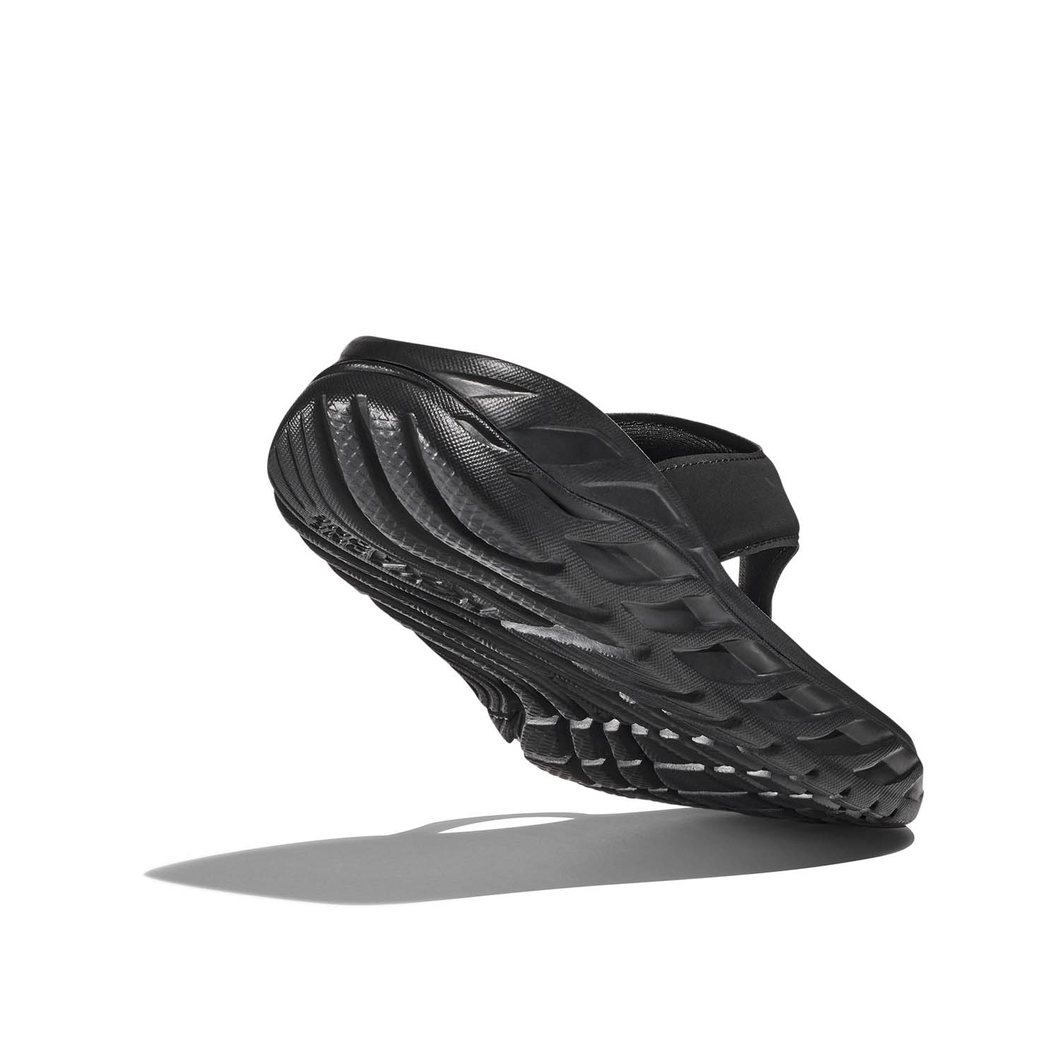 HOKA ORA RECOVERY FLIP (WOMENS) BLACK / DARK GULL GRAY