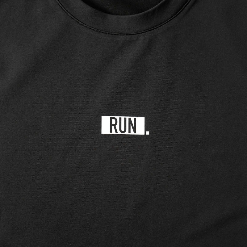 EAT DRINK SLEEP RUN / “STREET” RUN. FIELDSENSOR 秒乾 Tee (Black)