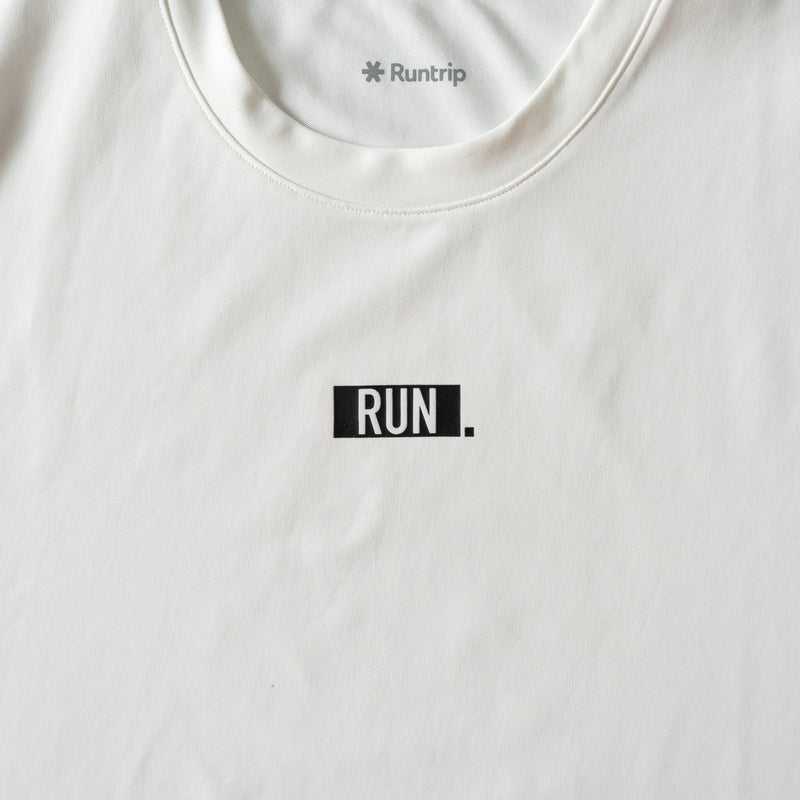 EAT DRINK SLEEP RUN / “STREET” RUN. FIELDSENSOR 秒乾 Tee (White)