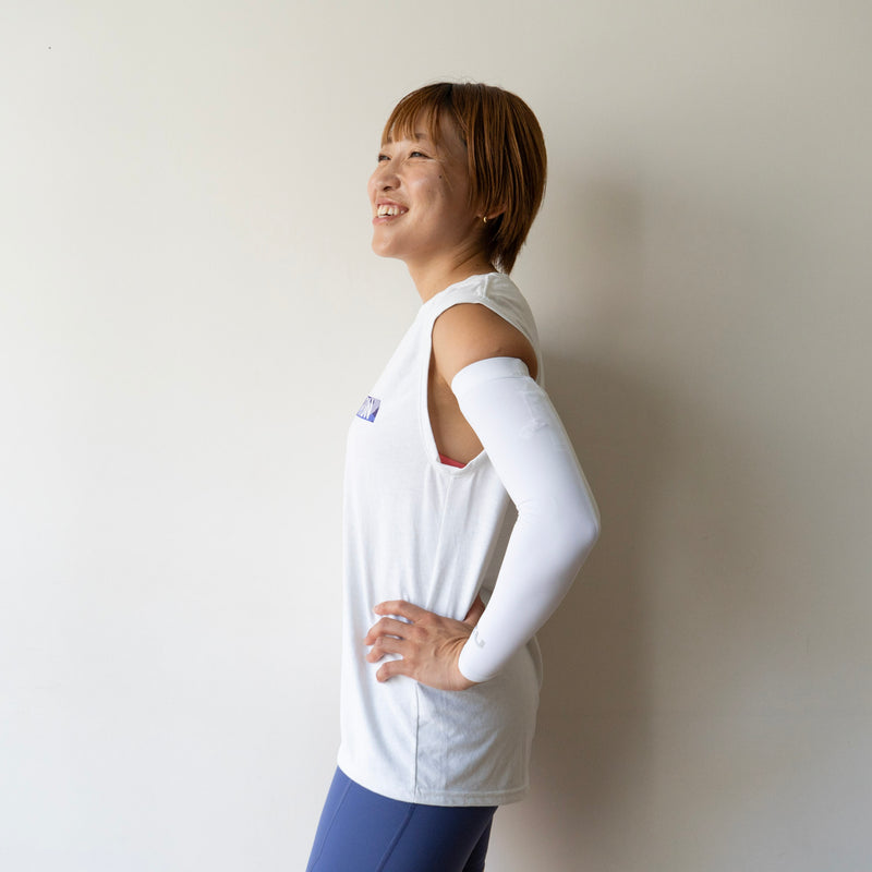 2XU | コンプレッション スリムアームガード