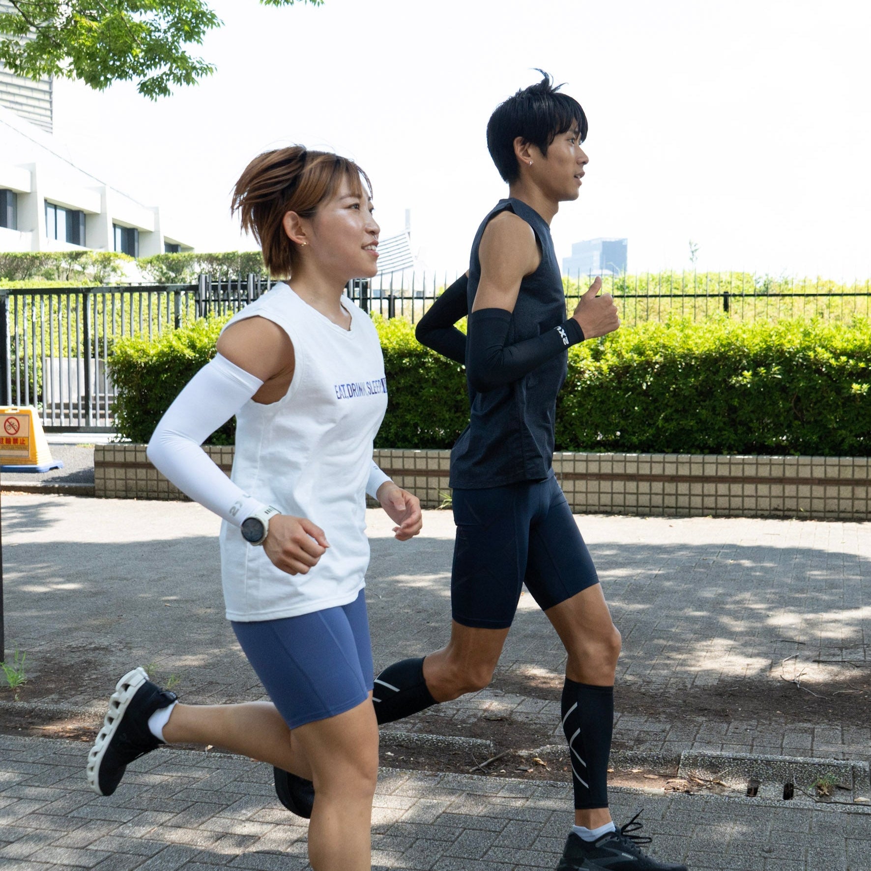 2XU アームガード　Sサイズ 2XU コンプレッション スリムアームガード – Runtrip Store