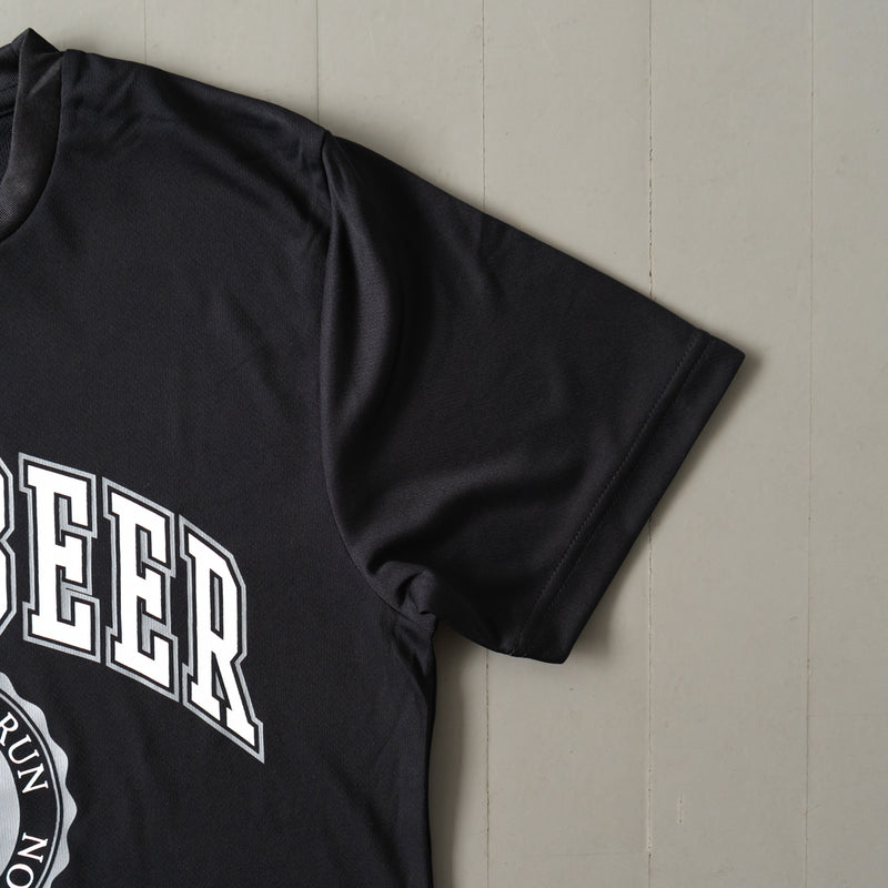 Run & Beer College Design DRY Tee (Black / Gray & White)