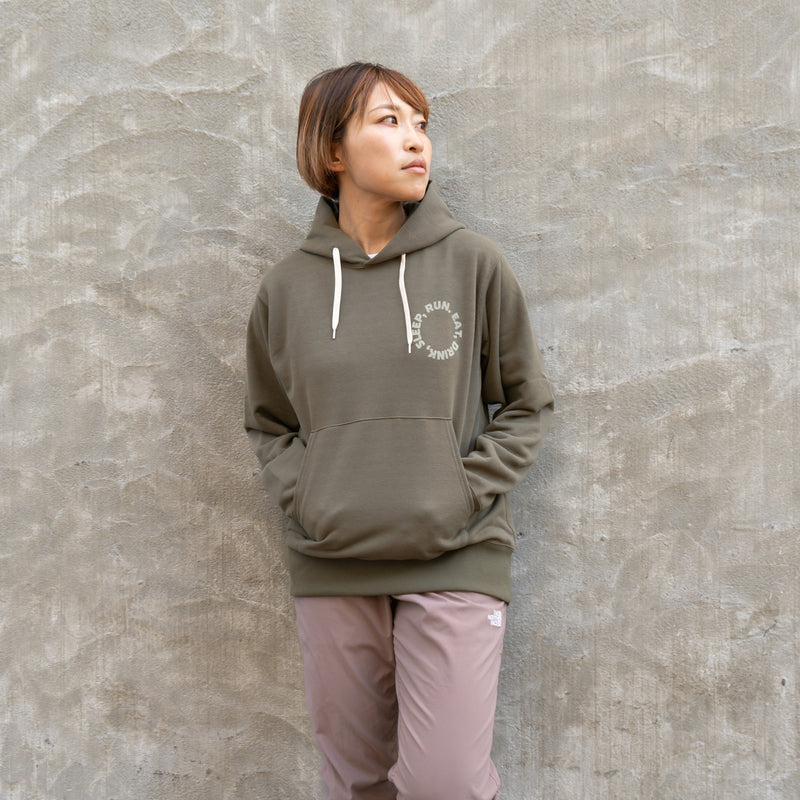 EAT DRINK SLEEP RUN / Circle Logo Hoodie (Khaki)