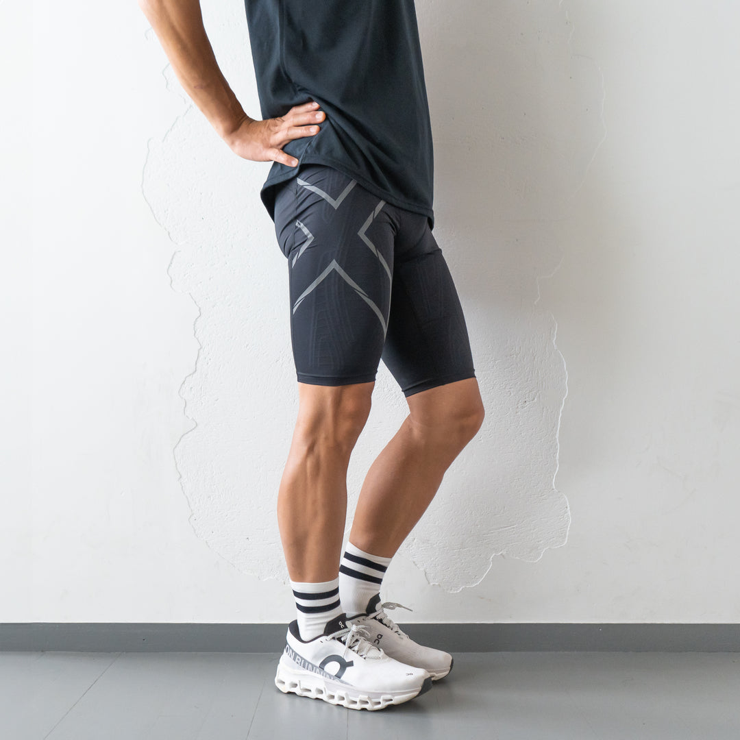 2XU | MCS メンズ ランコンプレッション ショートタイツ – Runtrip Store