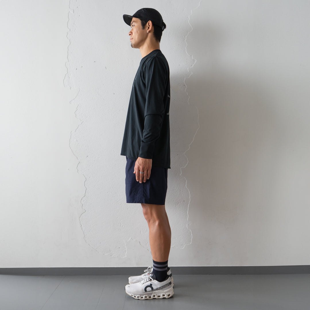 Rt Back Big Logo Long-Sleeve Tee (Black)