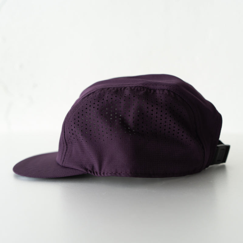 VAGA FEATHER RACING CAP (PLUM / NAVY)