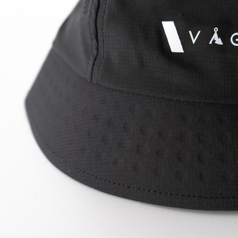 VAGA FEATHER BUCKET HAT (STORM BLACK)