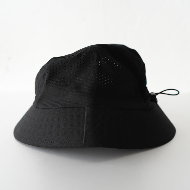 VAGA FEATHER BUCKET HAT (STORM BLACK)