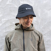 VAGA FEATHER BUCKET HAT
