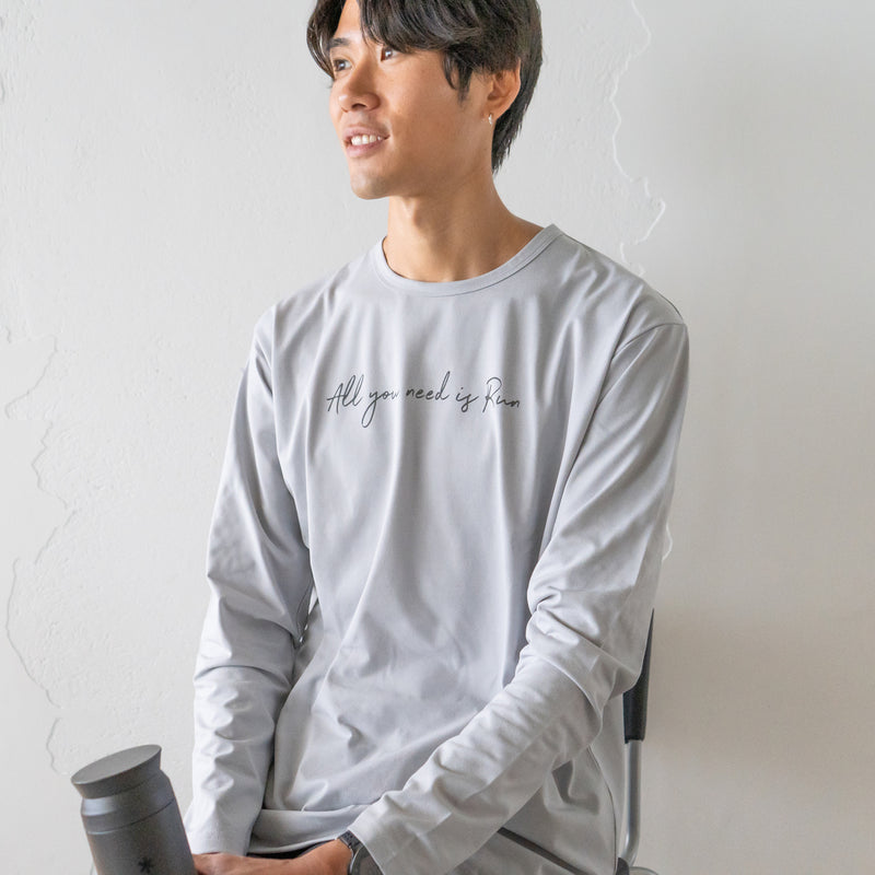 All you need is Run Reflector Logo Long-sleeve Tee (Ice Gray)