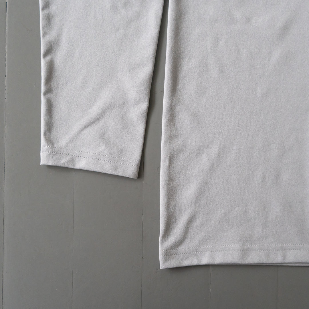 All you need is Run Reflector Logo Long-sleeve Tee (Ice Gray)