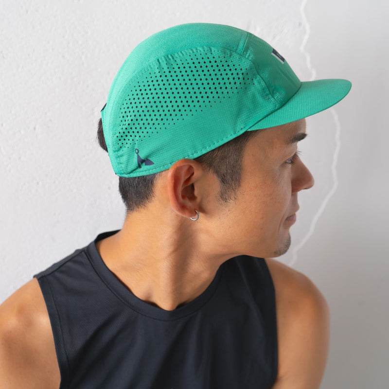 VAGA FEATHER RACING CAP