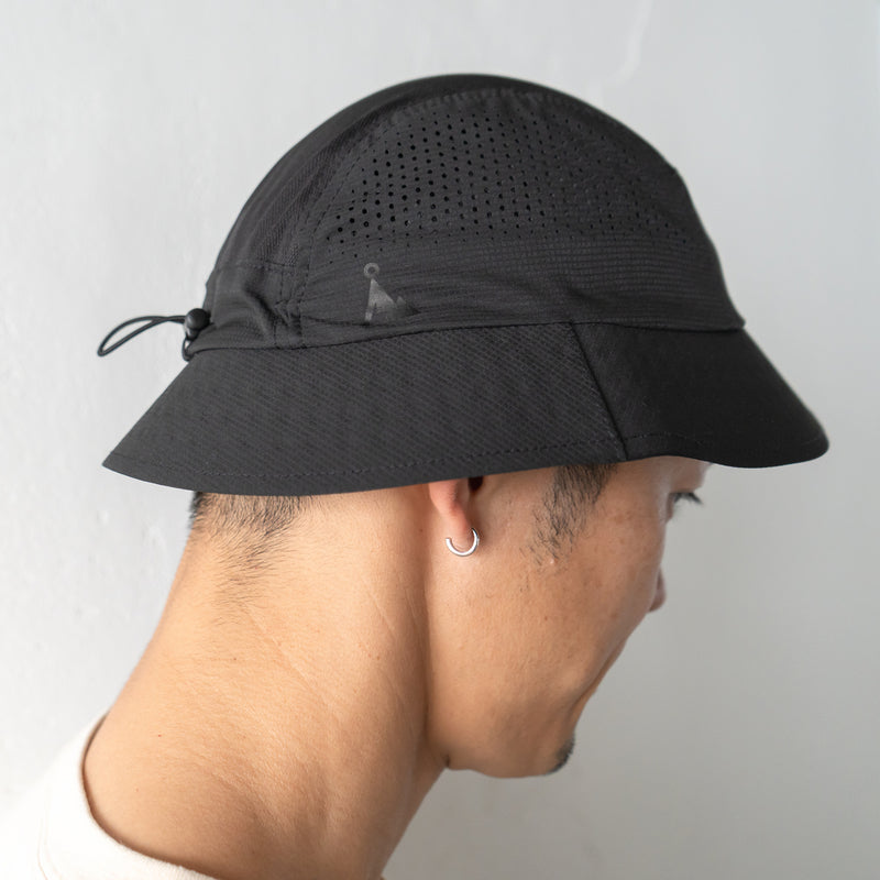 VAGA FEATHER BUCKET HAT (STORM BLACK)