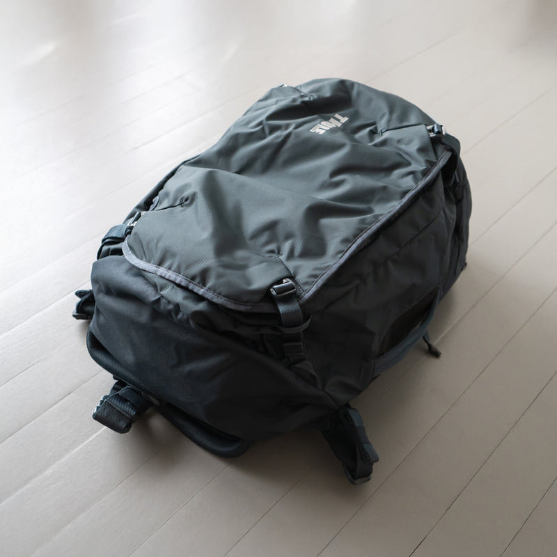 THULE | Landmark 40L (Darkest Blue)