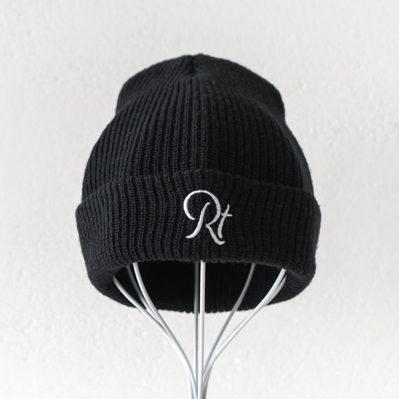 NEW ERA × Runtrip Rt Logo SOFT CUFF KNIT Beanie