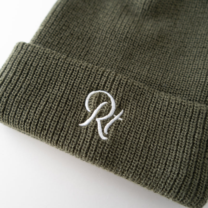 NEW ERA × Runtrip Rt Logo SOFT CUFF KNIT Beanie