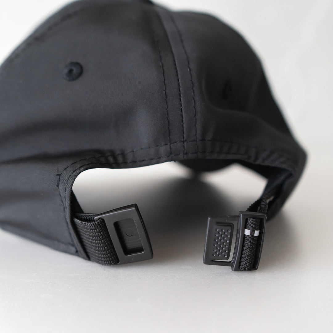 NEW ERA × Runtrip 9TWENTY Rt Logo Cap (Black)