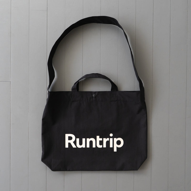 Runtrip TASUKI TOTE BAG (Black)